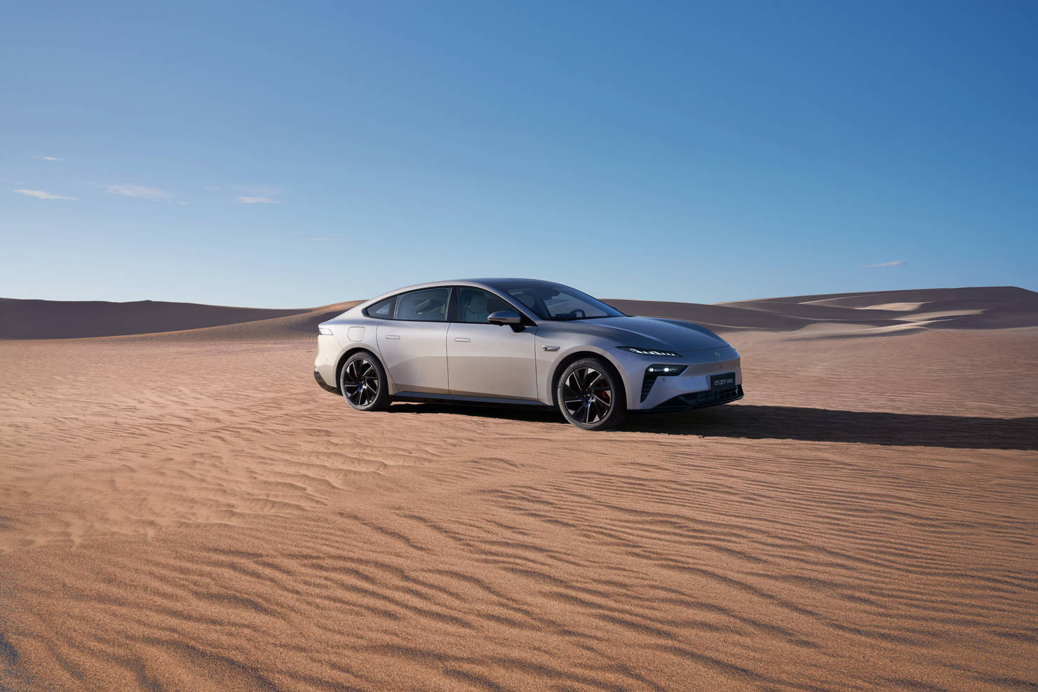 东风奕派eπ007如奕版上市 到手价13.46万起