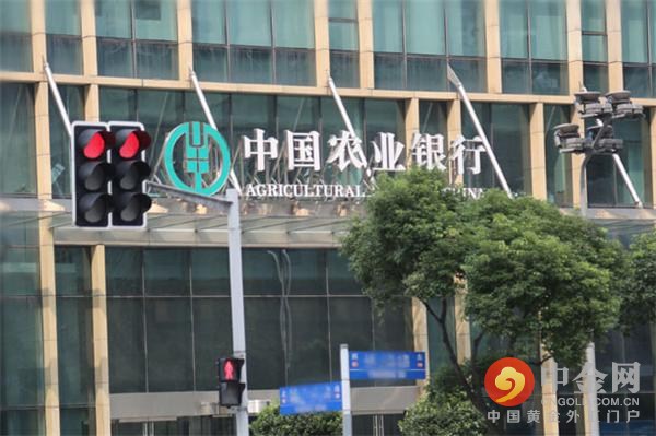 多国股市新高后回撤!“小众”市场怎么看?