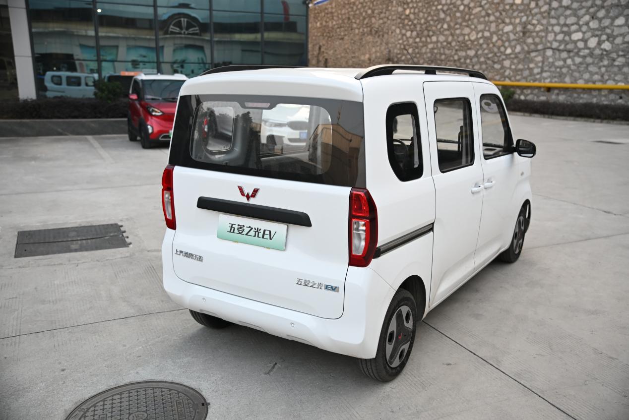 百变魔方自由之光 五菱之光EV4.78万元起正式预售