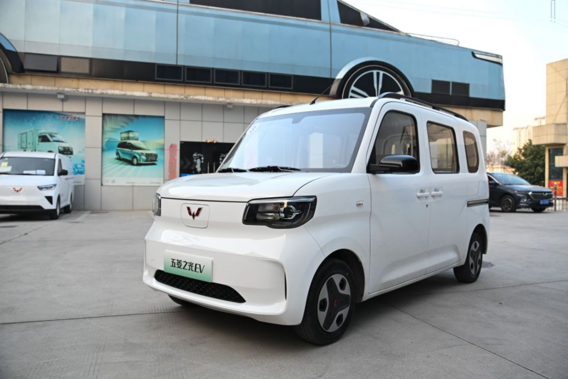售4.78万元起，五菱之光EV上市