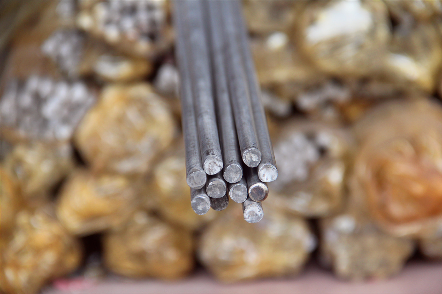 2月26日收盘液化石油气期货持仓较上日增持4348手