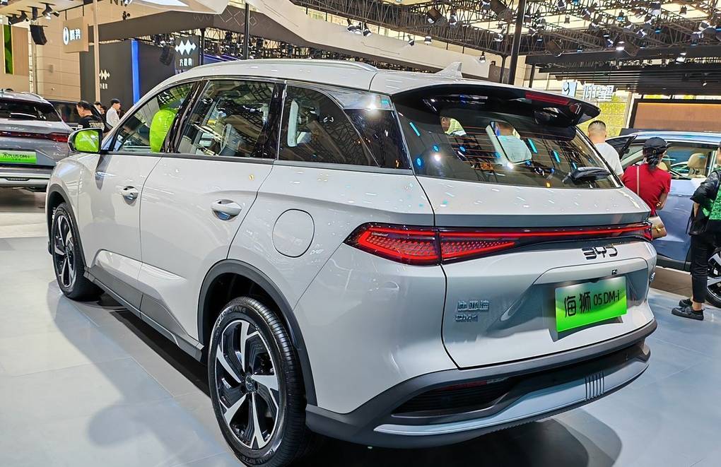 搭载车载无人机 比亚迪海狮07DM-i智驾版预计20万起