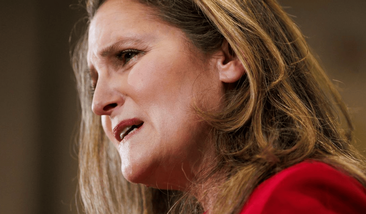 特朗普：将立即对加拿大“增加同等数额的对等关税”