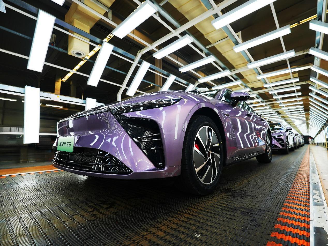 15.28万星纪元ES增程上市 重构豪华智能轿车市场