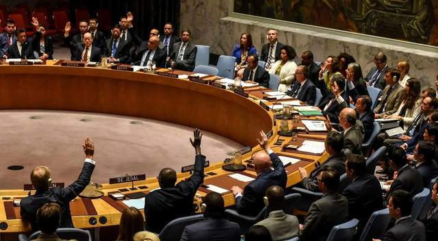 中东局势再度升级！美国、以色列发动大规模袭击！