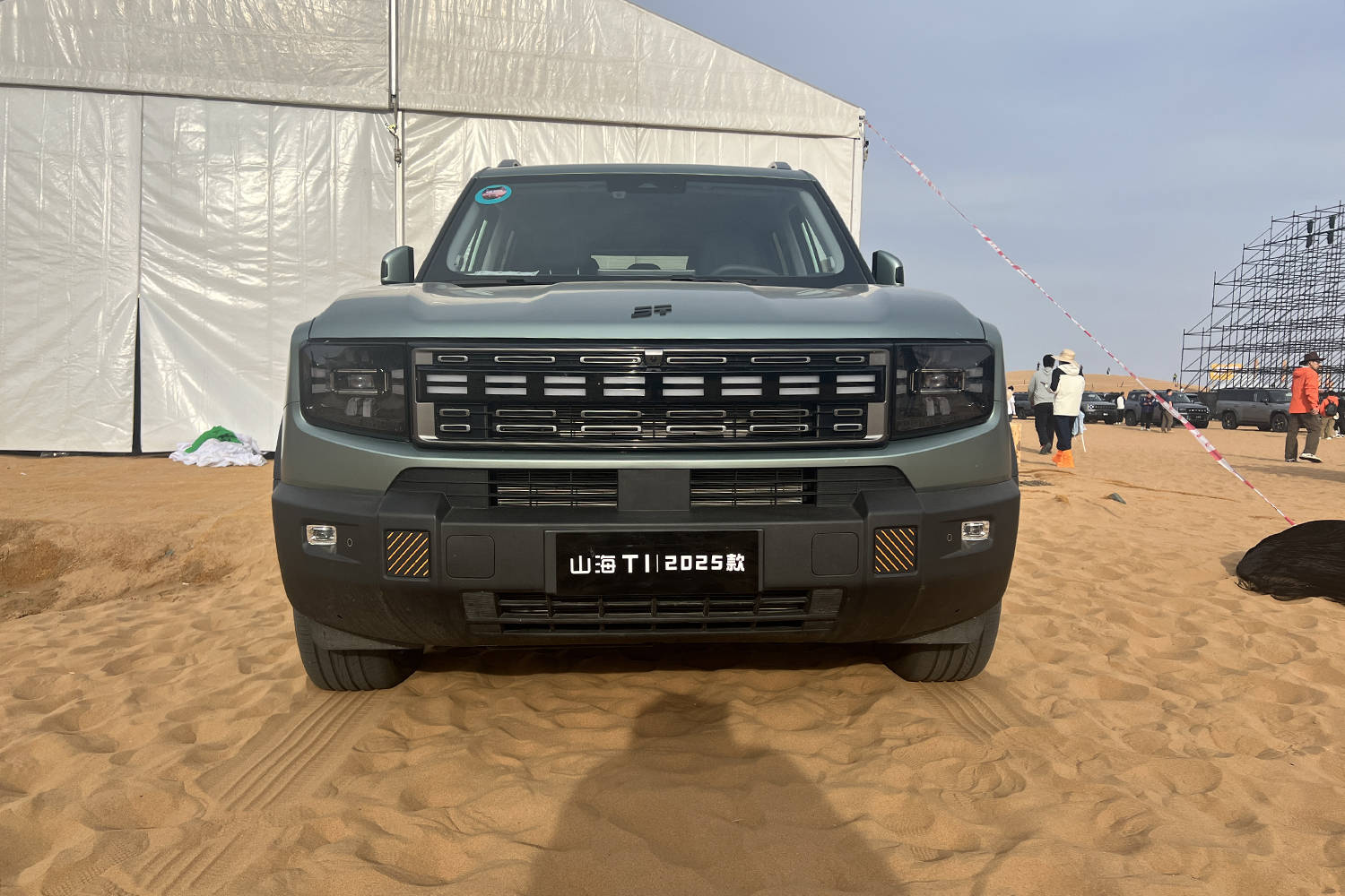 13.49万起/三电机四驱 捷途山海T1上市