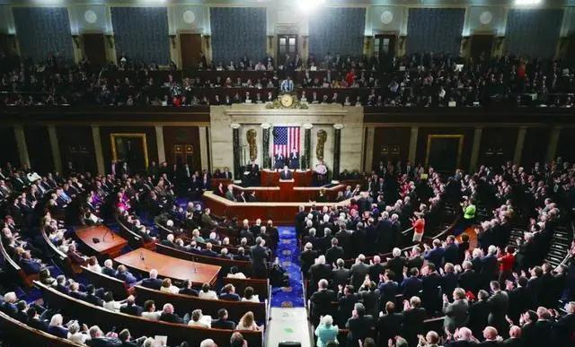 白宫再对美联储发起攻击 美联储回应总部大楼维修“超支”质疑