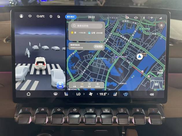 含“华”量最高的越野车来了！猛士M817预售32.99万起