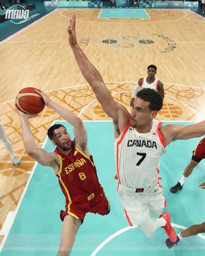 鲍威尔“假辞职信”流传网络 共和党参议员信以为真激动转发