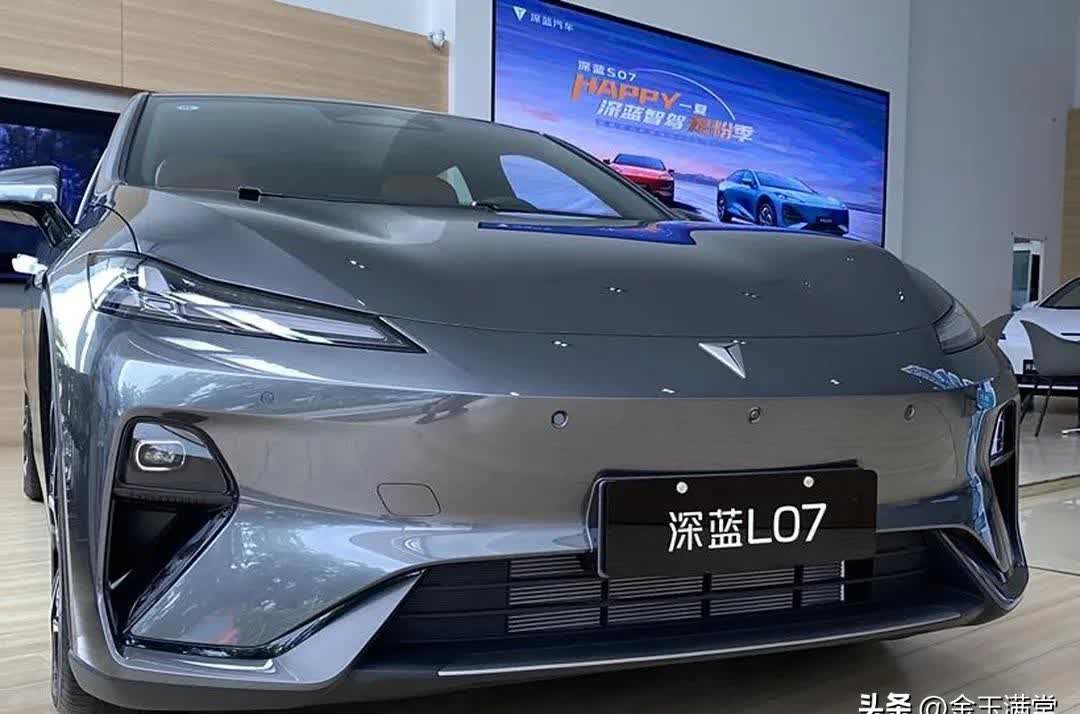 2026款深蓝L07上市13.59万起 标配华为乾崑智驾