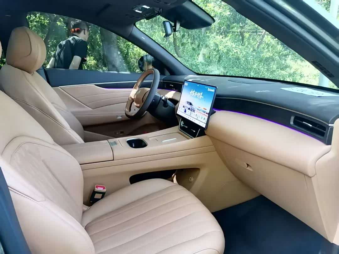 风神L8正式上市 限时置换价11.39万元起