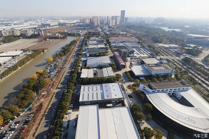 日产N7单月交付破万 官宣玫瑰摩卡新内饰