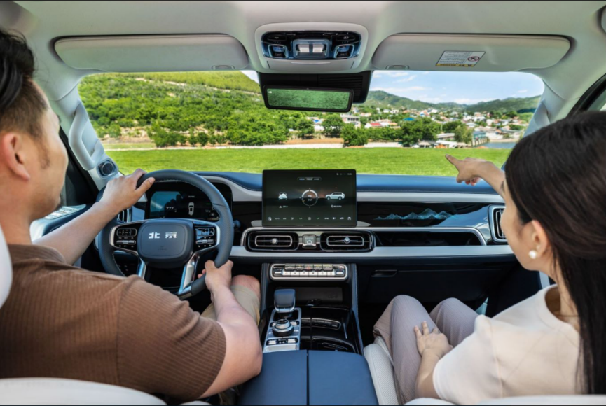 军工黑科技赋能民生!北京越野牵引技术实现“全场景适配”