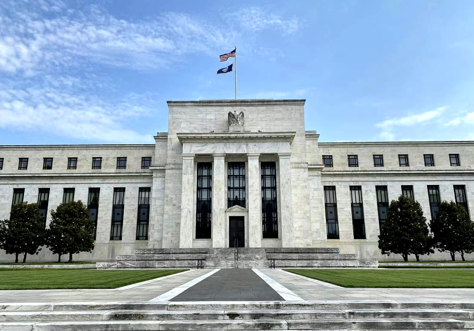 美联储传出重磅消息！候选人名单缩小至三人 降息预期升温