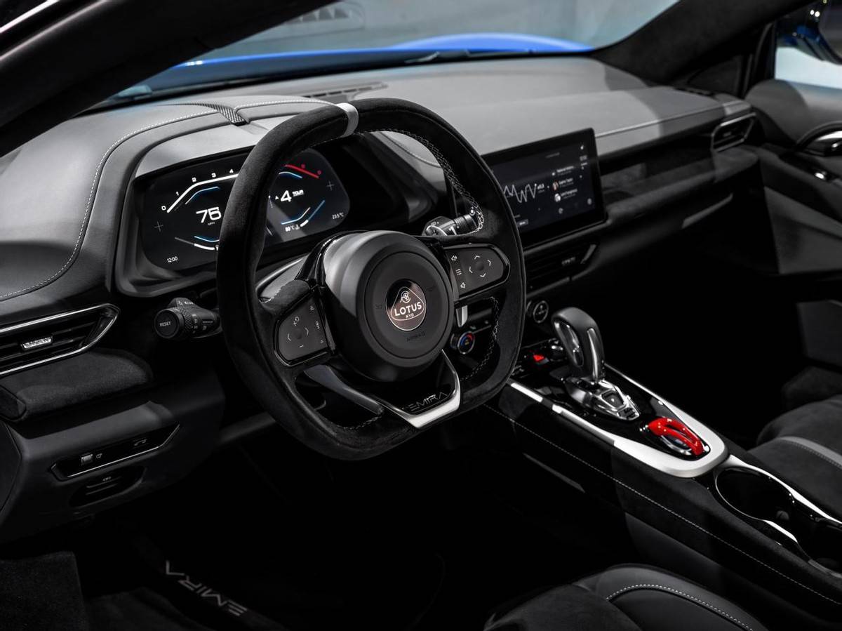 2025成都国际车展:专访212何兆鹏:以纯粹铸内核,以文化拓疆界