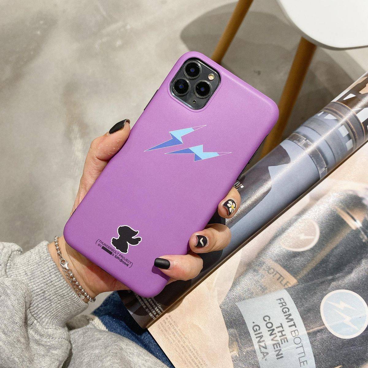 iPhone 17掀起换机潮 韦德布什大幅上调苹果目标价至310美元