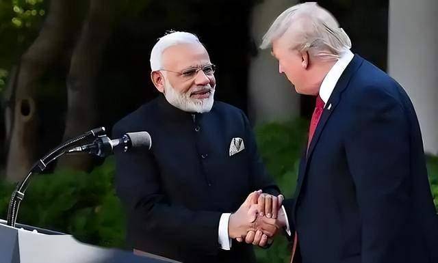 利空突袭！印度遭遇“股汇双杀” 莫迪最新发声