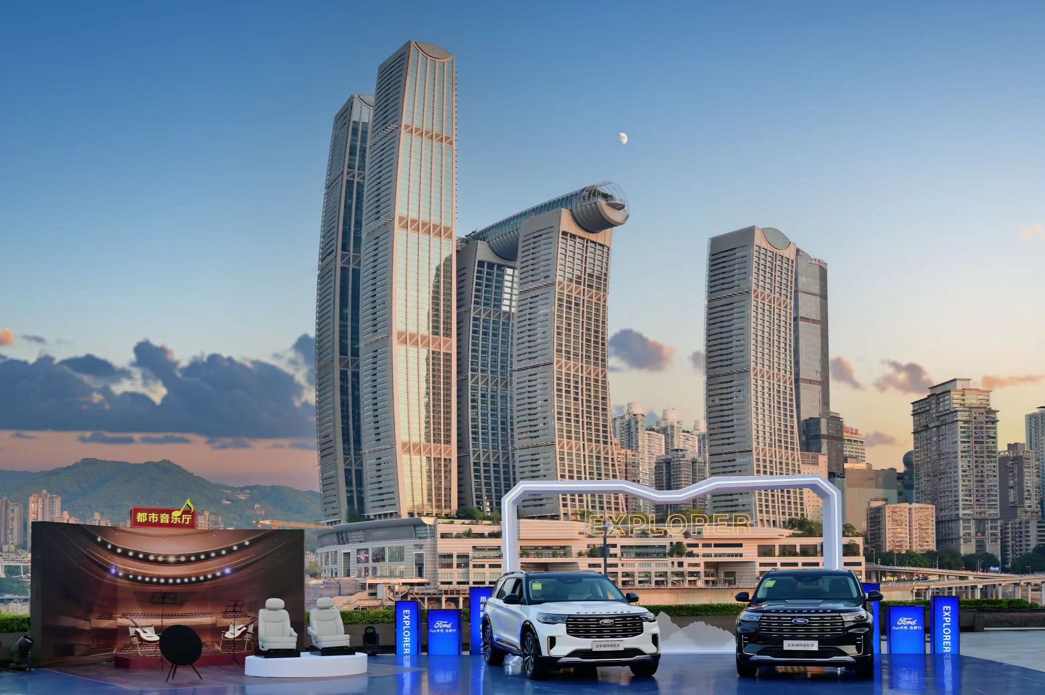 全场景穿越“公路之王”!福特探险者勇闯“死亡之海”塔克拉玛干